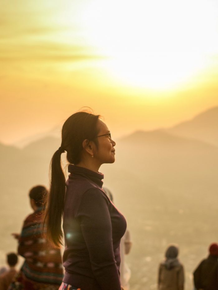 Pesona Pagi hari Gunung Putri